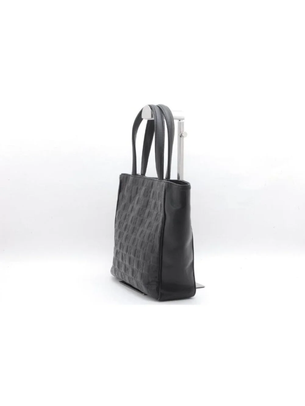 Chanel Tote Icon Line